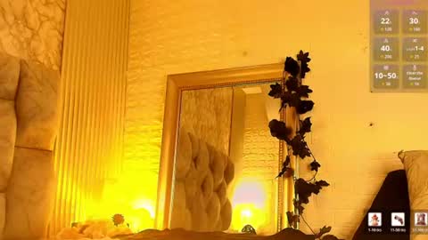 nickollsaenz online show from July 24, 2026, 4:54 am