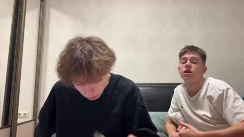 Snapshot of nickoxide chatting on October 11, 2025, 5:11 pm nickoxide online show from October 11, 2025, 5:11 pm