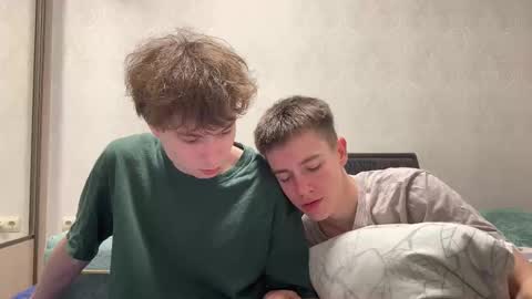 Snapshot of nickoxide chatting on December 3, 2025, 5:22 pm nickoxide online show from December 3, 2025, 5:22 pm