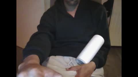nickvd92 online show from May 3, 2026, 10:38 pm