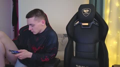 Snapshot of nicky_mart chatting on February 3, 2025, 12:04 am Nicki Danny online show from February 3, 2025, 12:04 am