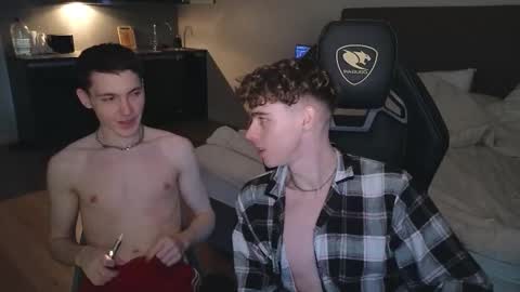 Snapshot of nicky_mart chatting on October 17, 2025, 12:41 pm Nicki Danny online show from October 17, 2025, 12:41 pm