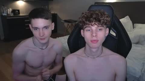 Snapshot of nicky_mart chatting on October 22, 2025, 5:34 pm Nicki Danny online show from October 22, 2025, 5:34 pm