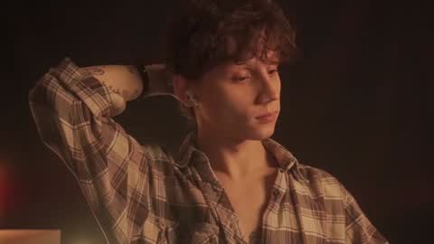 Nicky Neal online show from February 7, 2025, 8:31 pm