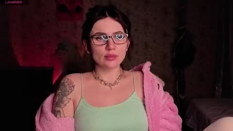 Nicky Weekends online show from January 31, 2026, 10:30 pm