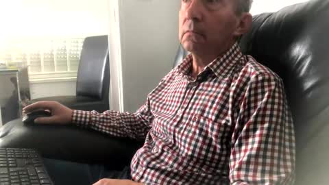 Nico online show from November 5, 2025, 4:07 pm