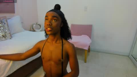 nico_dior online show from February 12, 2026, 3:12 am