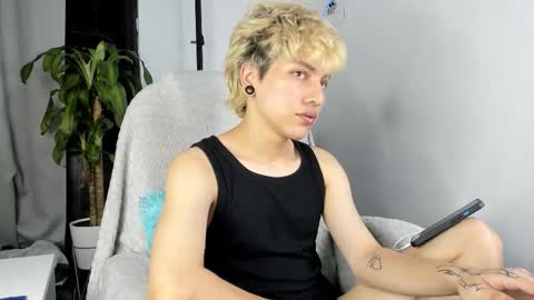 Snapshot of nico_nico_xd chatting on September 14, 2025, 2:54 am Nico online show from September 14, 2025, 2:54 am