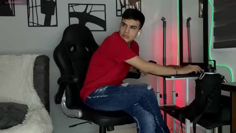 Snapshot of nico_pelusa chatting on March 20, 2026, 10:31 am Nico online show from March 20, 2026, 10:31 am