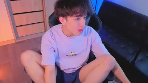 Nicolas online show from October 15, 2025, 8:09 pm