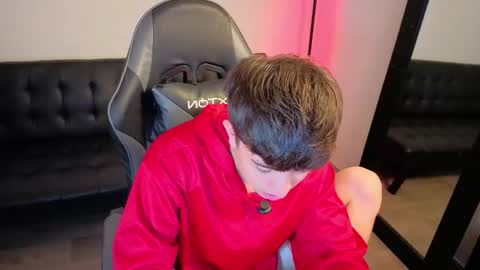 Nicolas online show from March 2, 2026, 8:48 pm