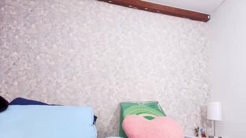 Snapshot of nicol_ferrer chatting on November 13, 2025, 3:16 am Nicol online show from November 13, 2025, 3:16 am