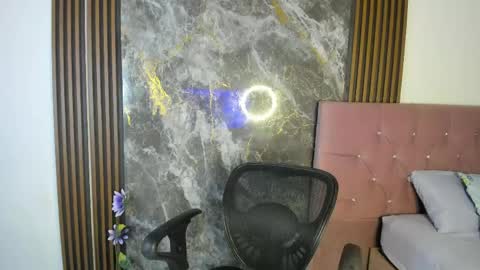 Nicol sanchez online show from April 26, 2026, 12:41 am