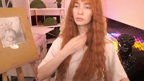 Snapshot of nicol_moonn chatting on April 3, 2026, 7:56 pm Nicol Moonn online show from April 3, 2026, 7:56 pm