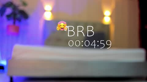 Snapshot of nicol_snow chatting on January 9, 2025, 4:06 pm Your baby Nicol online show from January 9, 2025, 4:06 pm