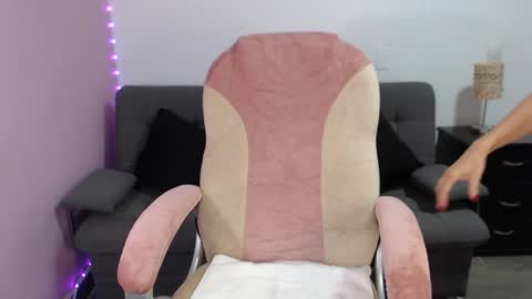 Snapshot of nicol_storm chatting on September 9, 2025, 11:15 pm nicole Storm online show from September 9, 2025, 11:15 pm