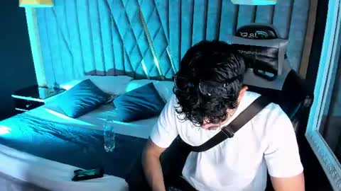 Snapshot of nicolaikarav chatting on July 31, 2026, 12:37 pm Nicolai online show from July 31, 2026, 12:37 pm