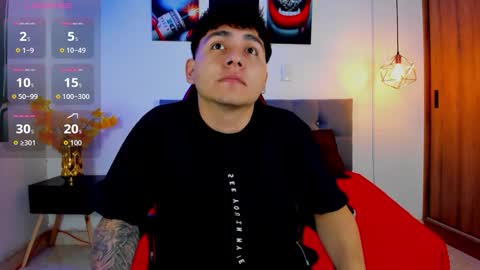 nicolas_james_sc online show from October 7, 2025, 1:41 pm