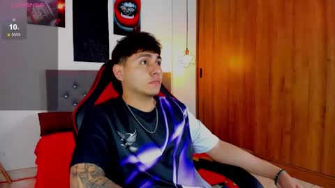 nicolas_james_sc online show from December 19, 2025, 1:51 pm