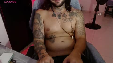 nicolas online show from January 17, 2025, 8:13 am