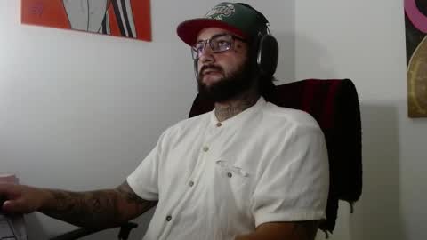 nicolas online show from February 15, 2025, 3:42 am