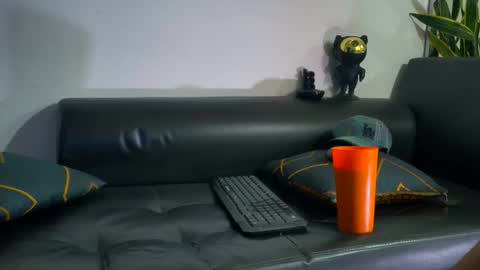 Snapshot of nicolas_veiny chatting on November 5, 2025, 3:50 am Nicolas online show from November 5, 2025, 3:50 am