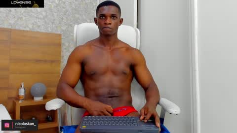 Nicolas online show from December 15, 2024, 4:15 pm