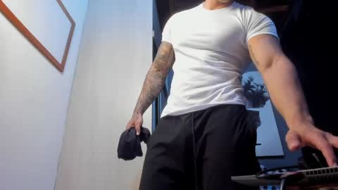 Andres online show from April 25, 2026, 11:24 pm