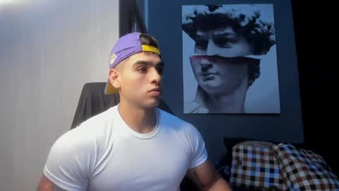 Andres online show from April 26, 2026, 7:11 pm