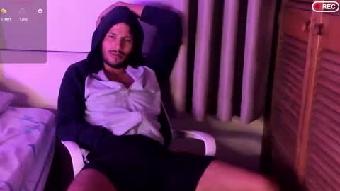 Snapshot of nicolasrodrii chatting on December 21, 2025, 1:46 am nicolasrodrii online show from December 21, 2025, 1:46 am