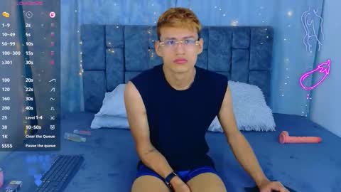nicolastorres__ online show from April 28, 2026, 2:27 am
