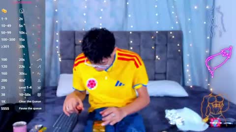 nicolastorres__ online show from June 28, 2026, 4:40 am