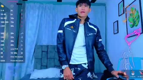 nicolastorres__ online show from July 14, 2026, 5:01 am