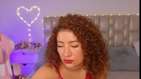Snapshot of nicolblossom_ chatting on July 16, 2026, 2:06 am Nicol online show from July 16, 2026, 2:06 am