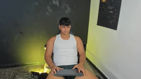 nicole_and_thiago1 online show from February 16, 2026, 10:28 pm