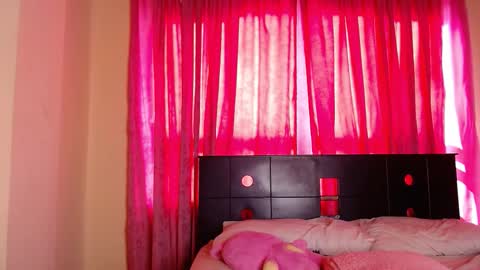 nicole online show from March 20, 2026, 8:03 pm