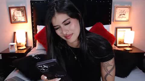 Snapshot of nicole_duran3095 chatting on December 7, 2024, 7:38 am Nick online show from December 7, 2024, 7:38 am