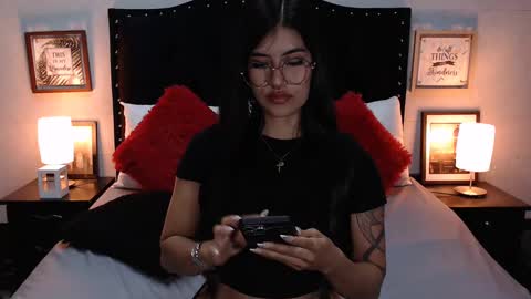 Snapshot of nicole_duran3095 chatting on December 16, 2024, 9:03 am Nick online show from December 16, 2024, 9:03 am