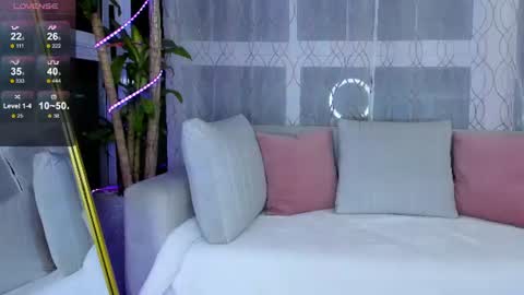 Snapshot of nicole_duran3095 chatting on July 31, 2026, 5:40 am Nick online show from July 31, 2026, 5:40 am