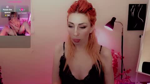 Snapshot of nicole_g0ld_ chatting on December 14, 2024, 4:01 am Nicole online show from December 14, 2024, 4:01 am