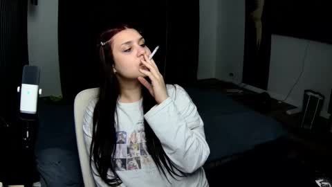 Nicole online show from March 18, 2026, 5:05 pm