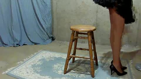 Snapshot of nicole_t chatting on September 23, 2025, 12:35 am Nicole T online show from September 23, 2025, 12:35 am