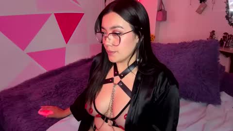 Nicole online show from January 7, 2026, 5:54 am