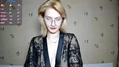 NicoleDavis online show from June 23, 2026, 7:23 pm