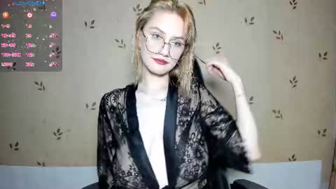 NicoleDavis online show from June 30, 2026, 7:26 pm