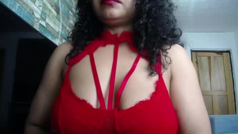 Snapshot of nicoleebon chatting on May 11, 2026, 2:45 pm Nicole online show from May 11, 2026, 2:45 pm