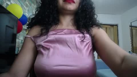 Snapshot of nicoleebon chatting on July 6, 2026, 8:55 pm Nicole online show from July 6, 2026, 8:55 pm
