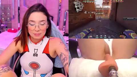 Nicole online show from September 17, 2025, 3:35 pm