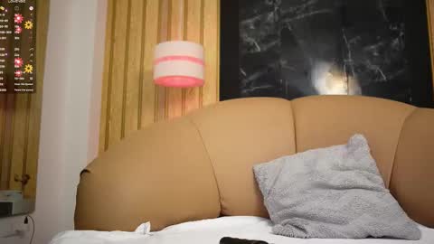 Nicol Flores  GMT-5 1530-2200  online show from February 2, 2026, 4:49 pm