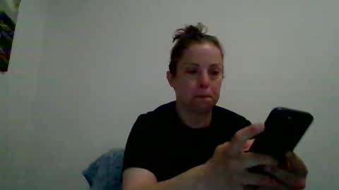 Nicole online show from April 27, 2026, 11:19 am